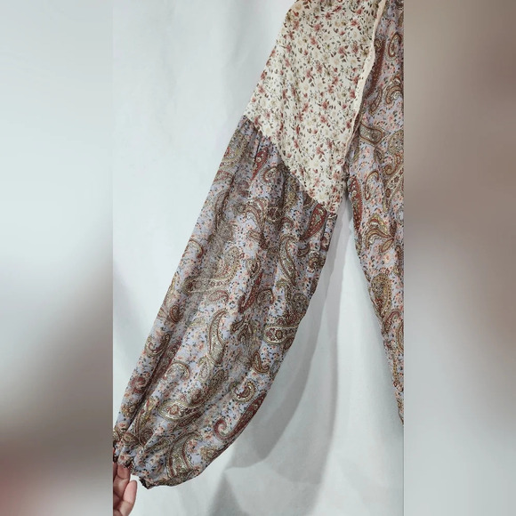 Gimmicks Buckle‎ NWT Womens Floral Paisley Top Size S Boho Peasant Patchwork - Picture 7 of 9